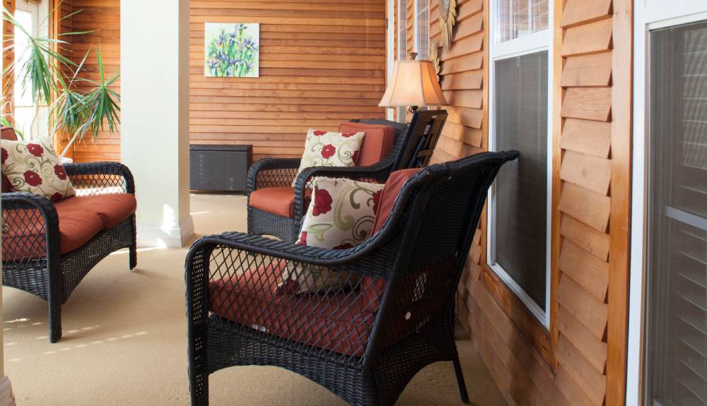 62014_BrightonGardensofGreensboro_Greensboro_NC_InteriorPorchlarge